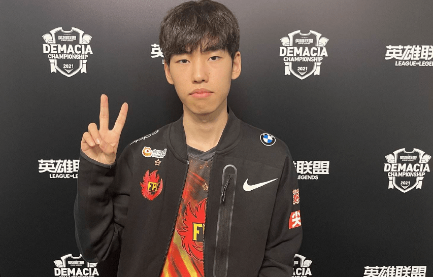 关于刚刚!Doinb爆冷击败RNG风云突变亚特兰大关键时刻再遭质疑,费德勒在DWG比赛中大比分领先的信息-米兰官方网站